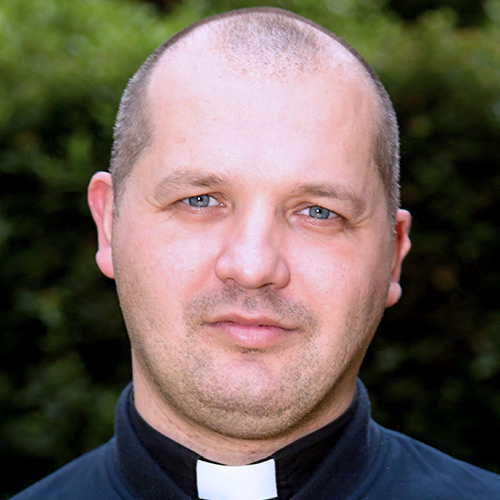 Ojciec Adam Baczewski SJ - Wikariusz
